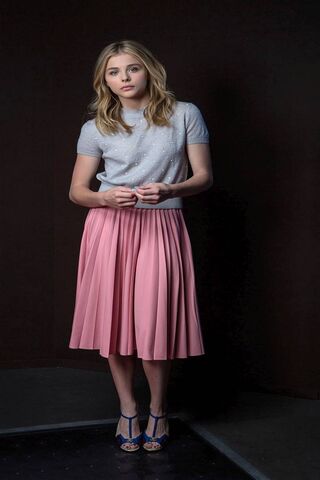 Chic Elegance: A Fashion Moment