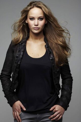 The Charismatic Star: Jennifer Lawrence 🌟