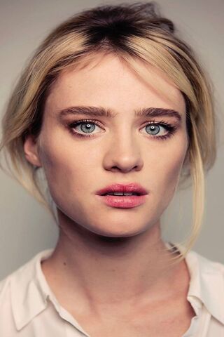 The Enigmatic Gaze of Mackenzie Davis