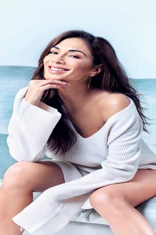 Chic and Charming: A Glimpse of Elegance