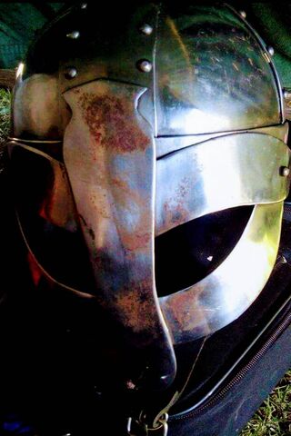 Neovik Helm: A Glimpse into the Past ⚔️