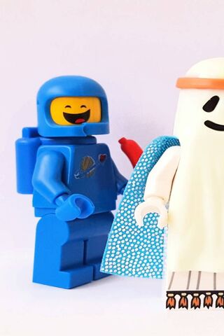 Ghostly Encounter: A Spooky Surprise! 👻✨