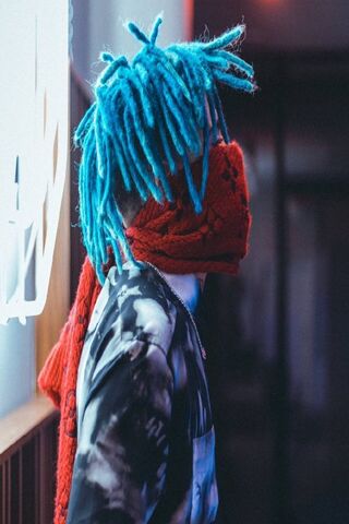 Chillin' in the Frost: Icy Narco Vibes ❄️🎤