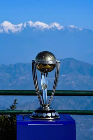 Chasing Glory: The Worl..