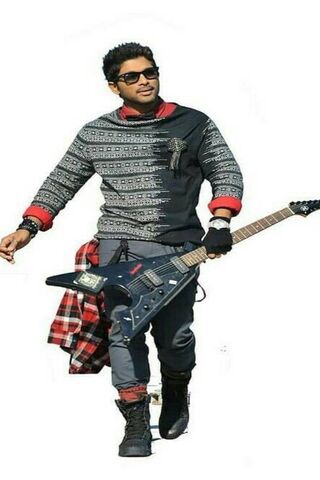 Rocking the Stage: Allu Arjun's Stylish Vibe 🎸✨