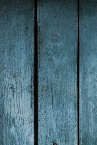 Rustic Charm: The Beauty of Weathered Boards 🌲✨