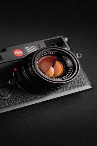 Capturing Moments: The Iconic Leica Camera 📸✨