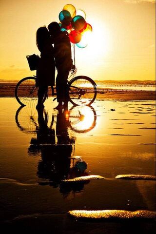 Sunset Serenade: A Sweet Embrace 🌅💖