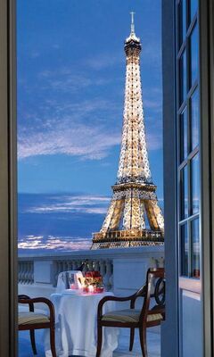 Romantic Paris Night Wallpaper - Download to your mobile from PHONEKY