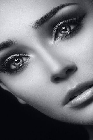 Enigmatic Gaze: The Allure of Beautiful Eyes ✨👁️