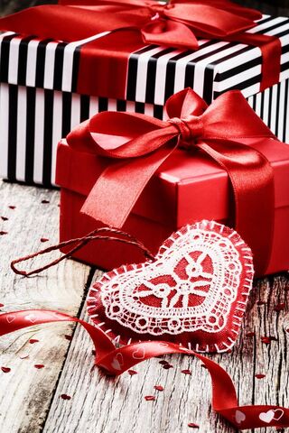 Heartfelt Surprises: The Love Boxes