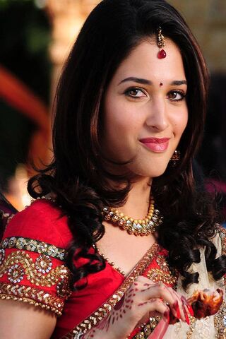 Tamanna: A Glimpse of Grace and Elegance ✨