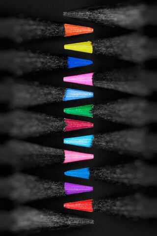 Vibrant Strokes: The Ar..