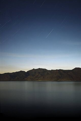 Celestial Serenity: A N..