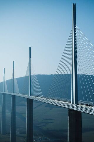 Majestic Heights: The Bridge of Dreams 🌉✨