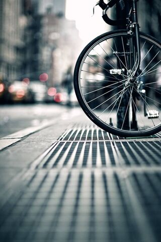 Urban Ride: The Heart o..