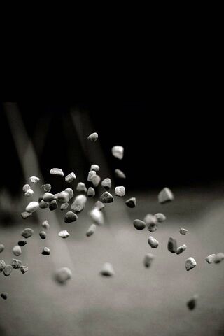 Dancing Pebbles: A Mome..