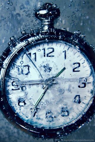 Time Beneath the Waves 🌊🕒