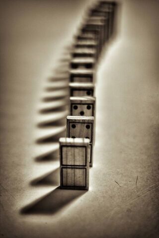The Domino Effect: A Chain Reaction of Fun! 🎲✨