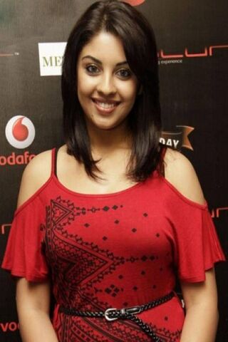 Richa Gangopadhyay: A Star Shining Bright 🌟
