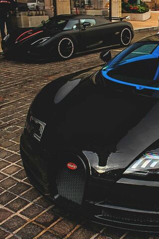 Ultimate Hypercar Showdown: Koenigsegg vs. Bugatti 🚗💨