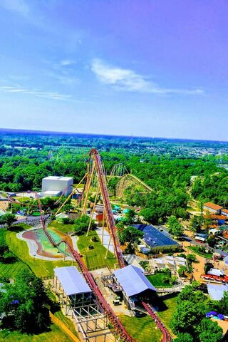 Thrills and Chills at the Amusement Park 🎢🎡
