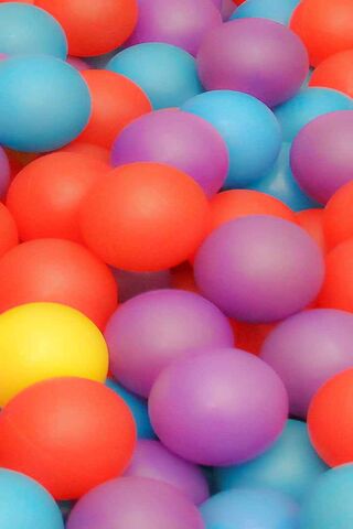 Vibrant Playtime: A Sea of Colorful Balls! 🎉
