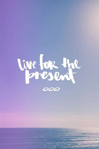 Embrace the Now 🌅✨