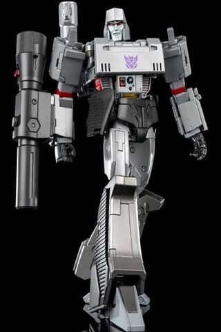 The Fearsome Leader: Megatron Unleashed! ⚔️🤖