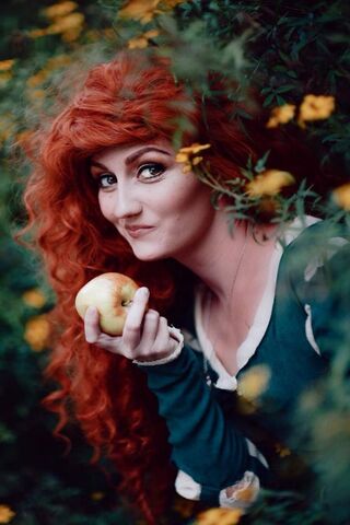Enchanted Temptation 🍏✨