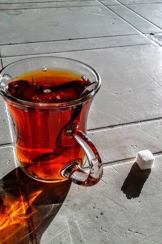 A Sip of Serenity: The Perfect Cup of Tea 🍵✨