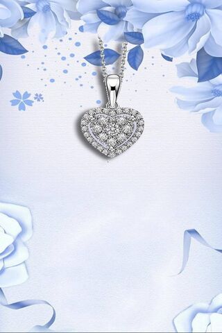 Sparkling Love: The Heart Pendant