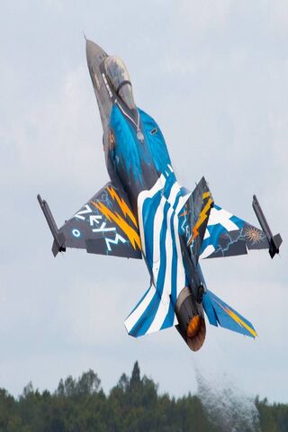 Zeys: The Sky's Thunderbolt ⚡✈️