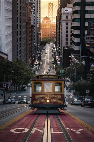 Golden Hour Tramway Adventure 🚋🌅