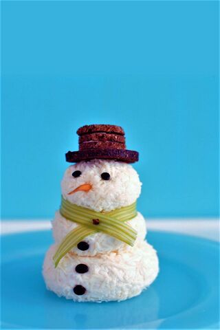 Lenovo's Frosty Delight: A Sweet Winter Treat! ❄️☃️