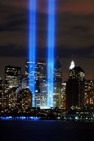 Eternal Light: A Tribute to the Twin Towers 🌟