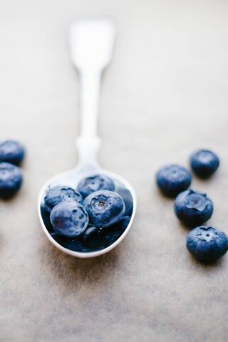 Berry Bliss: The Delight of Blueberries 🍇✨