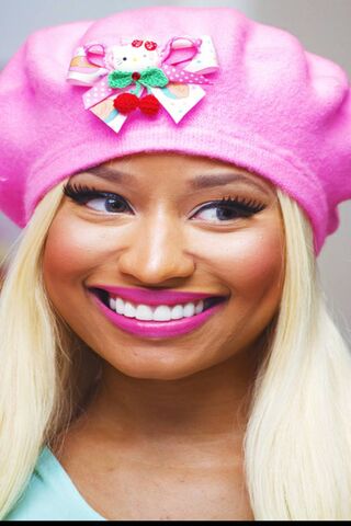 Colorful Charm: A Pop Icon's Playful Style 🎀