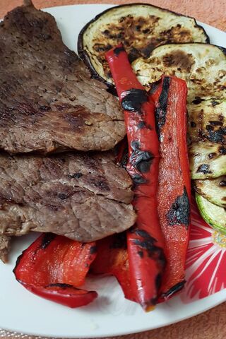 Sizzling Beaf Steak Delight 🍽️🔥
