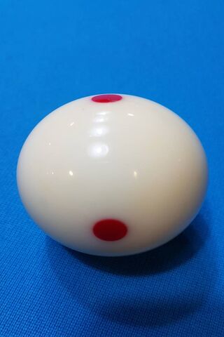 The Classic Cue Companion: Billiard Ball 🎱