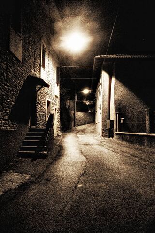 Whispers of Via Santanna: A Nighttime Stroll