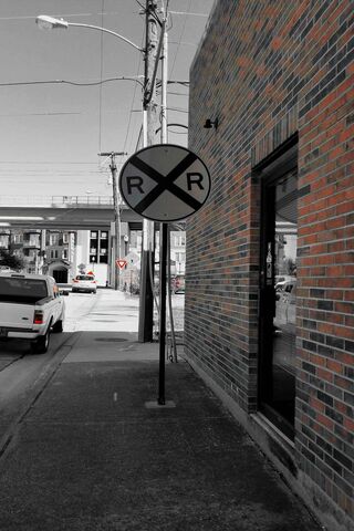 Urban Crossroads: A Journey Through the Streets 🚦🏙️