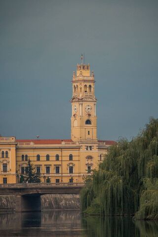 Oradea's Timeless Charm: A Glimpse of History