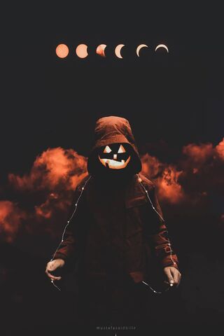 Eclipse of the Pumpkin ..