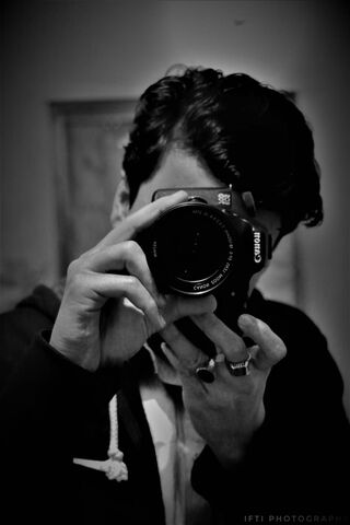 Capturing Moments: The Art of Ifti Photography 📸✨
