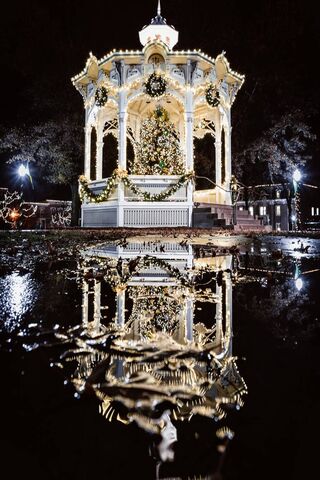 Medina Gazebo: A Winter Wonderland