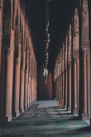 Serenity in Sacred Spaces 🌙