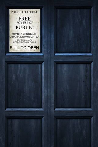 The Mysterious TARDIS: Gateway to Time and Space! 🚀✨