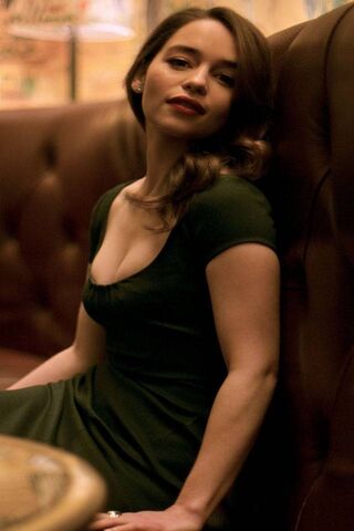 Elegance in Green: A Captivating Moment