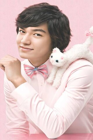 Charming Moments with Lee Min Ho 🐾✨